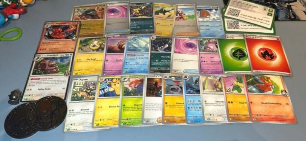 Pokémon Card lot  Prismatic Evolutions